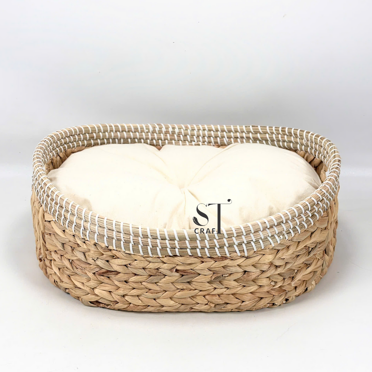 Water Hyacinth Bed for Pets