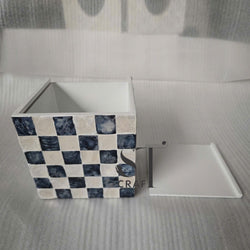 Mother of Pearl Tissue Holder