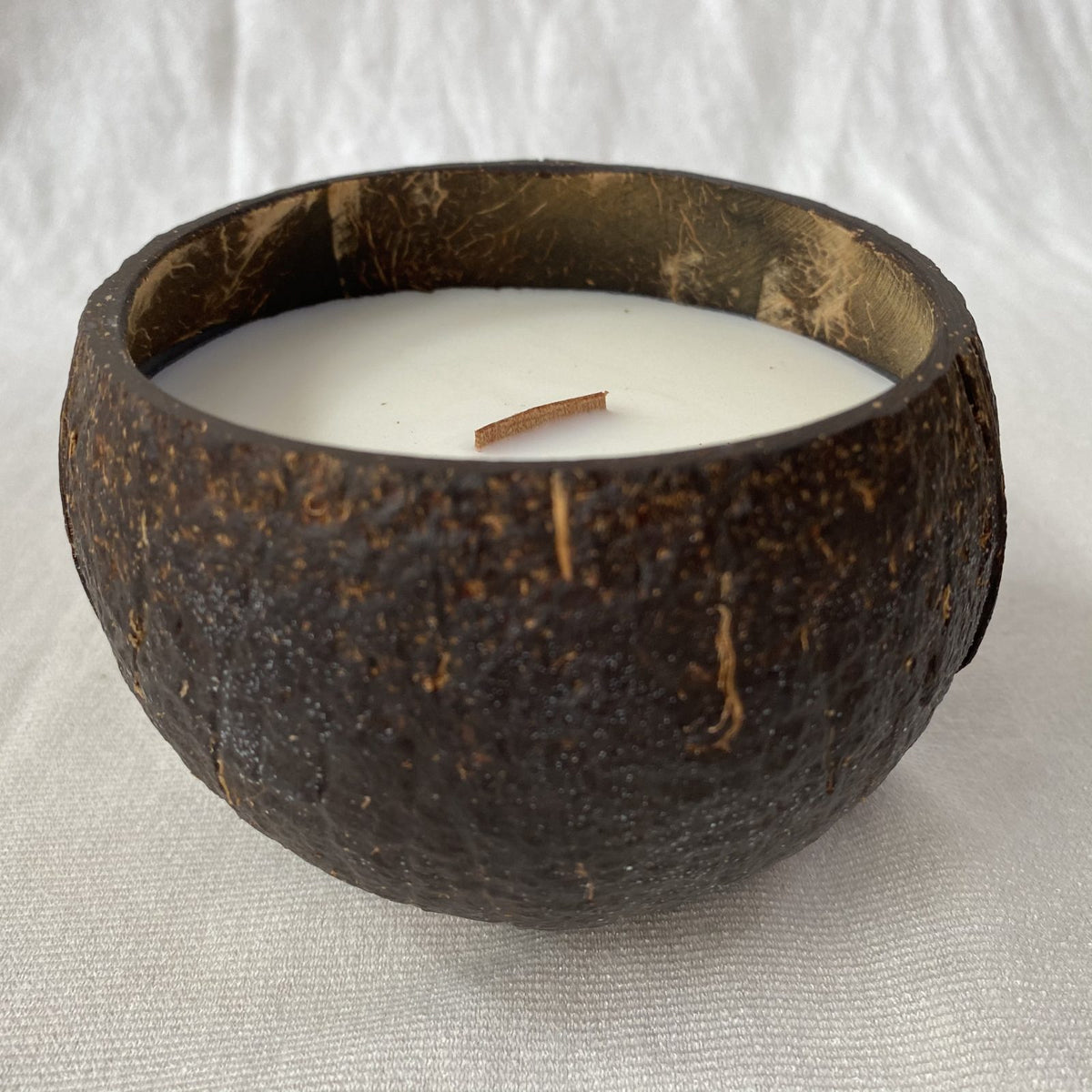 Cinnamon 8% scented – Coconut candle