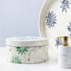 Mother of pearl round box – White and blue