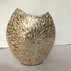 Mother of pearl Vase – Beige color